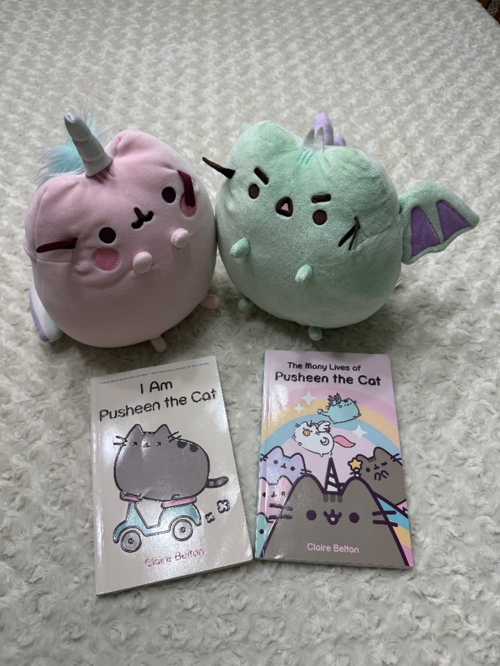 Pusheen the Cat 4 piece Bundle Lot 2 Medium 10" Plush & 2 Books